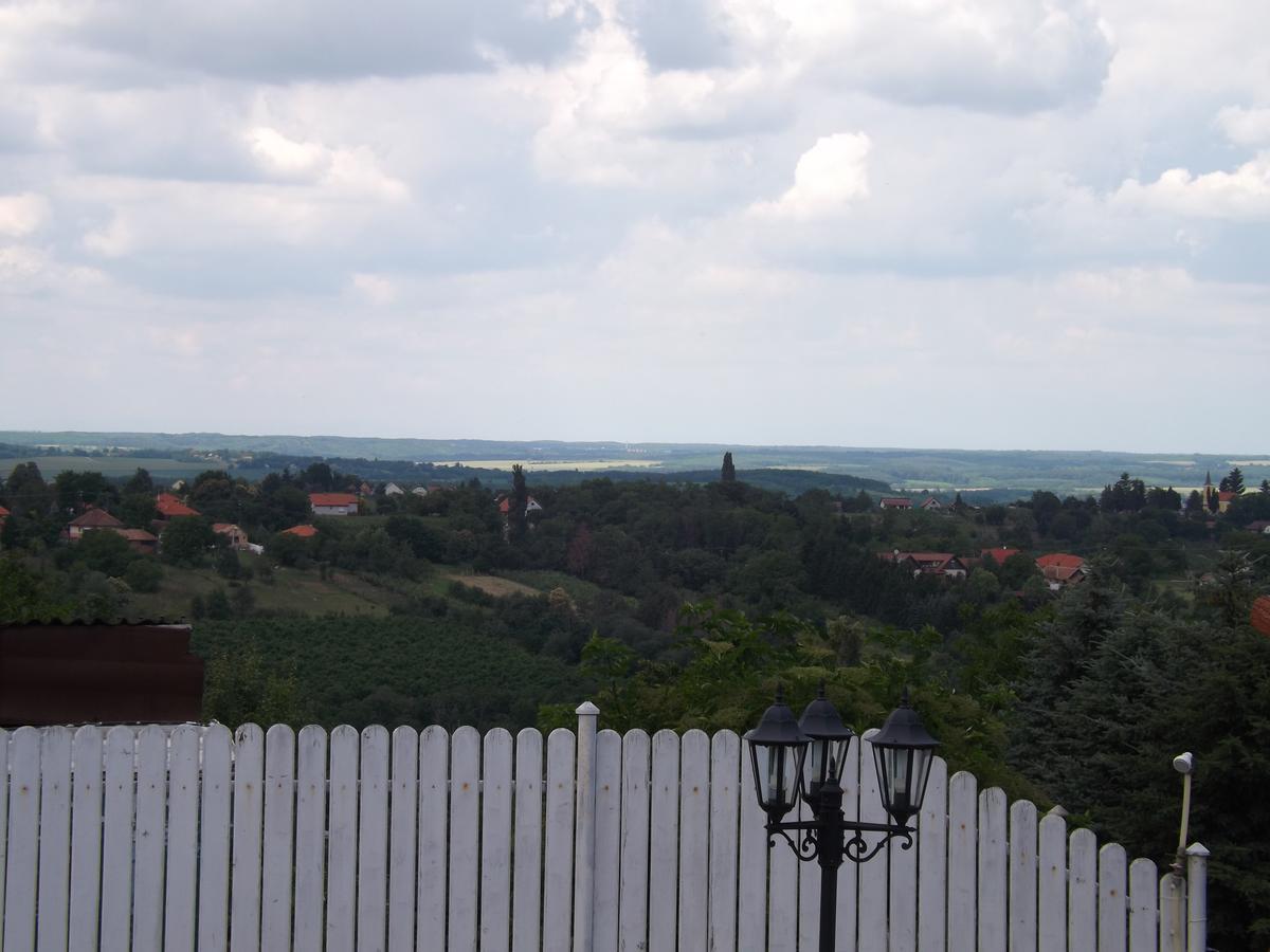 Arielle Panzio Hotel Залегершег Екстериор снимка