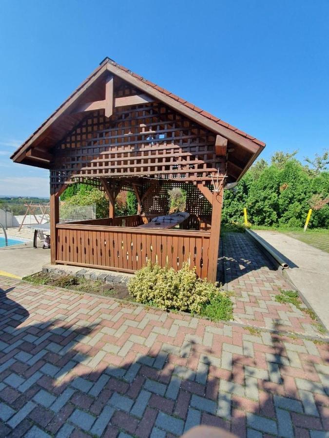 Arielle Panzio Hotel Залегершег Екстериор снимка