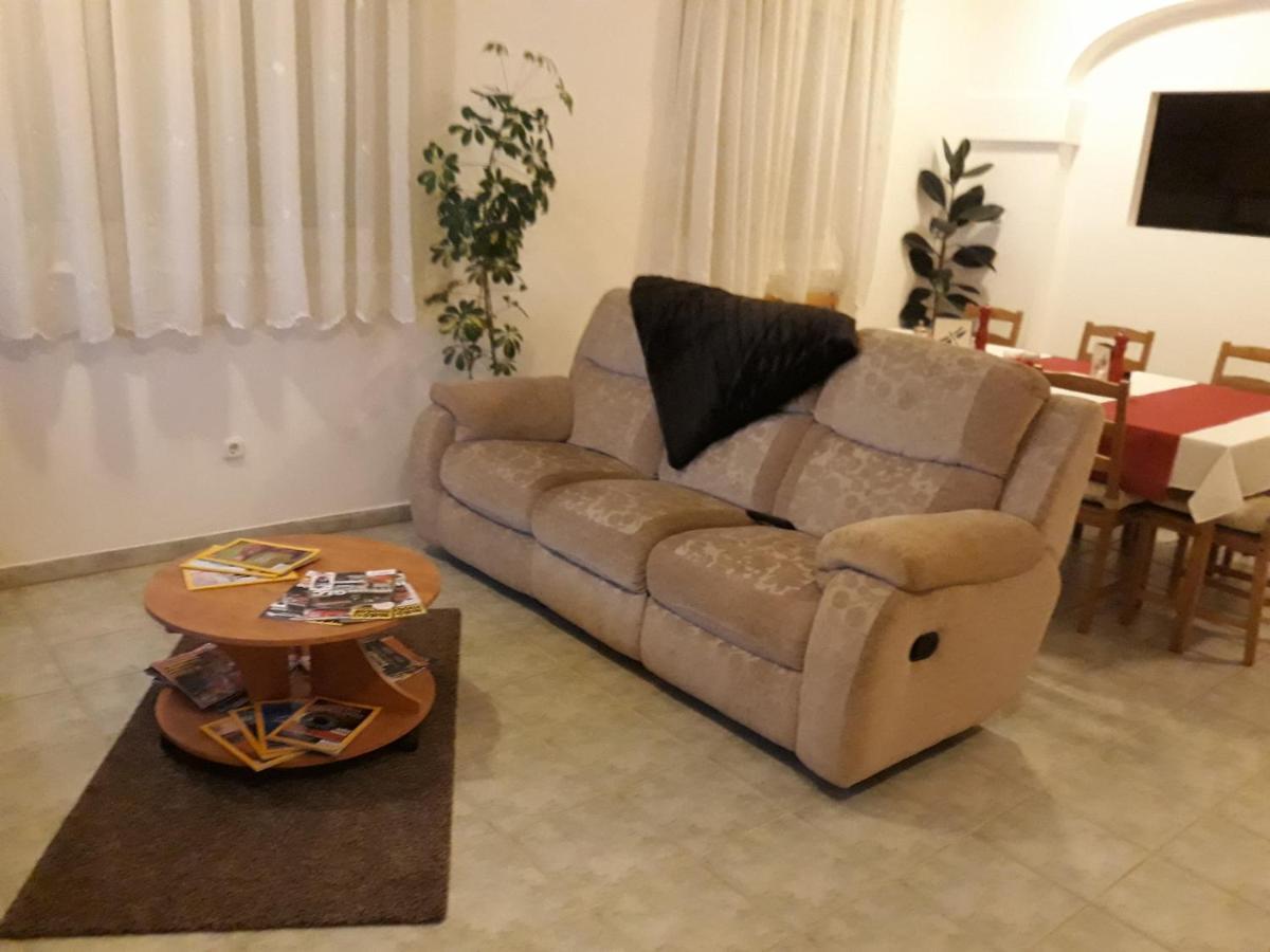 Arielle Panzio Hotel Залегершег Екстериор снимка