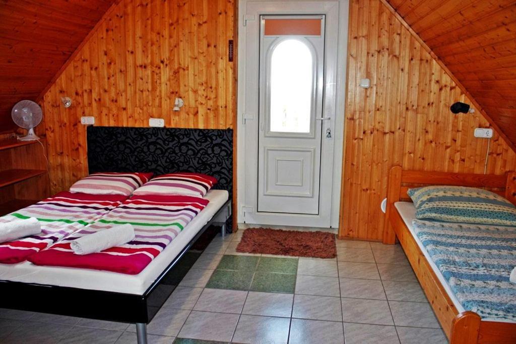 Arielle Panzio Hotel Залегершег Екстериор снимка
